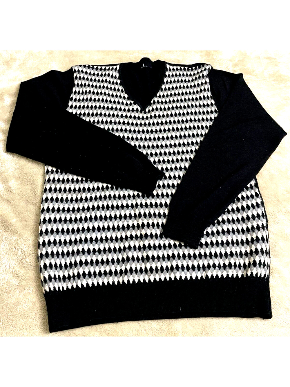 Selected Women’s Houndstooth V-Neck Black & Tan 50 % Wool Sweater Size XX L